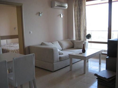 Pomorie Bay Aparthotel מראה חיצוני תמונה